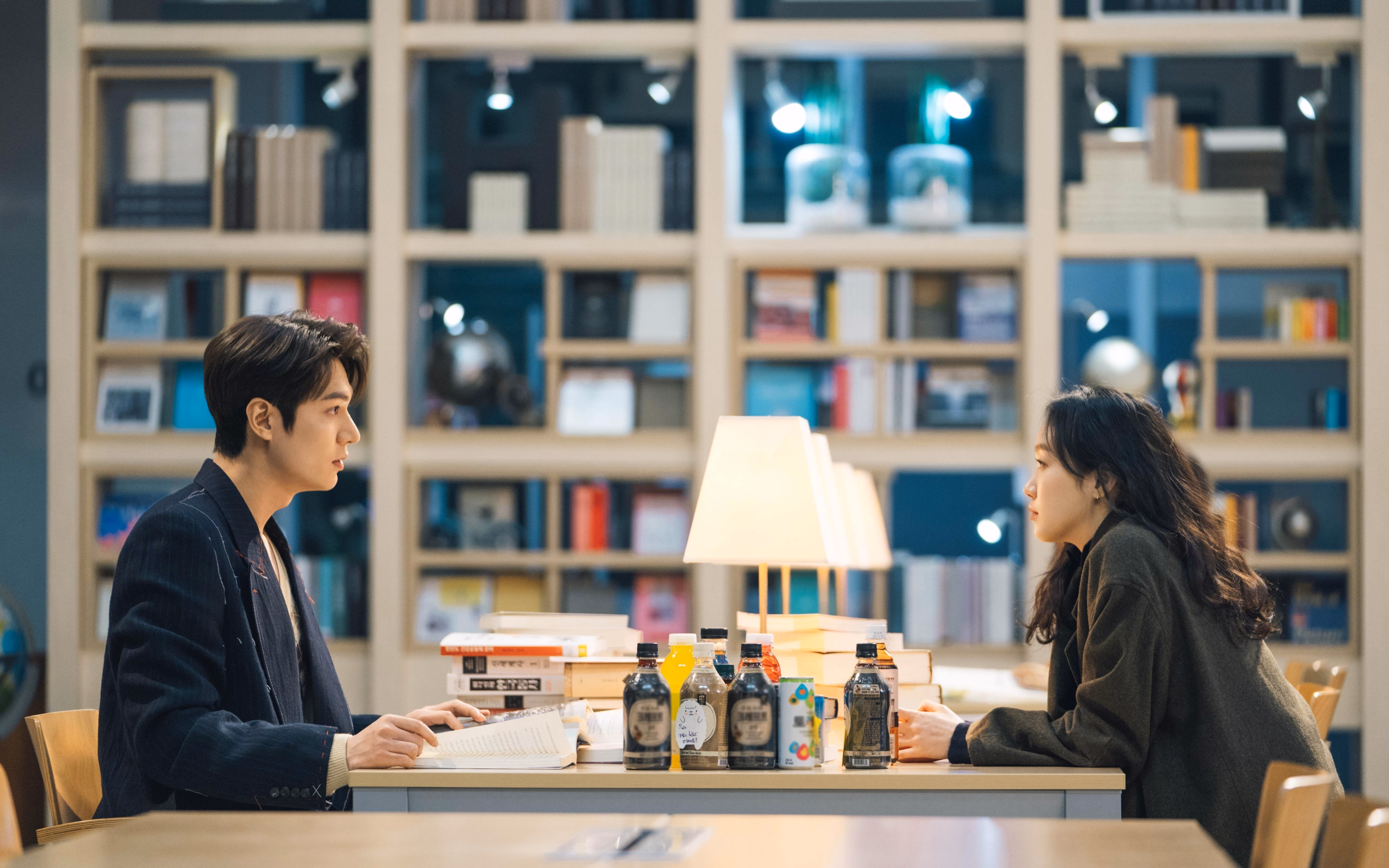 足球评论员被吸入平行宇宙,我目睹萨卡在NBA总决赛抢七绝杀